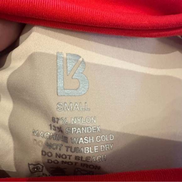 Buff Bunny Red Sports Bra Size S - Picture 2 of 4